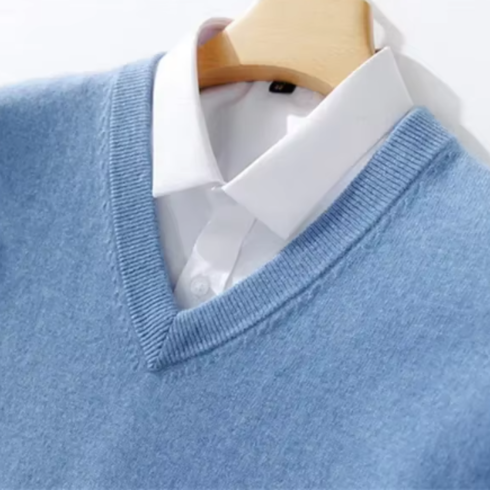 Elegant sweater med V-hals