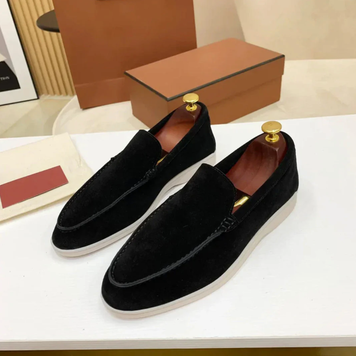 Klassiske suede Loafers