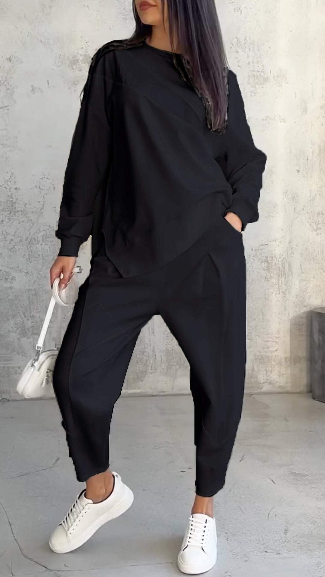 FLORIANA™ | ELEGANT TO-DELS SÆT MED RUND HALS OG LANGE ÆRMER