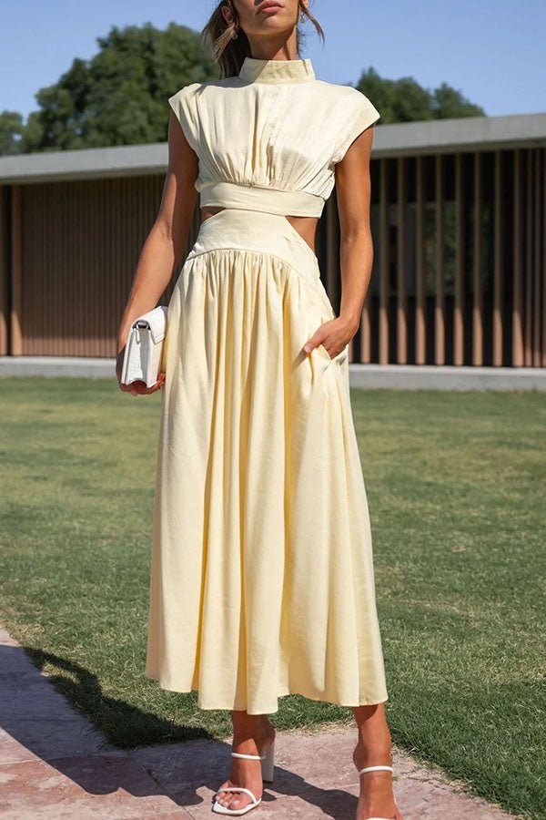 Quincy | Midi kjole med Cut-Out og Lommer