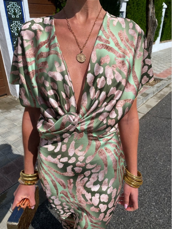 Liora | Satin Kjole med Leopardprint