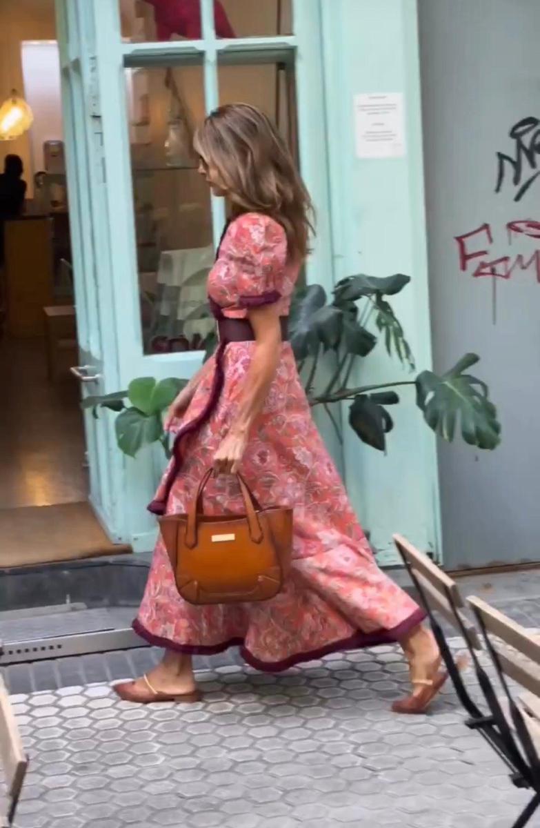 Elin | Sommer Boho Kjole med Bælte og V-udskæring