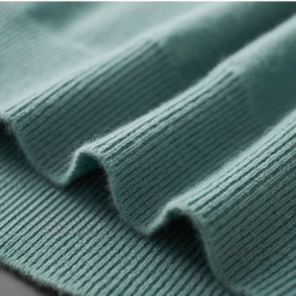 Uldtrøje med V-hals