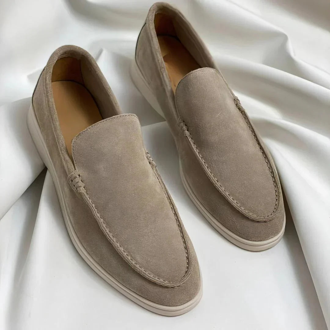 Elegante suede loafers