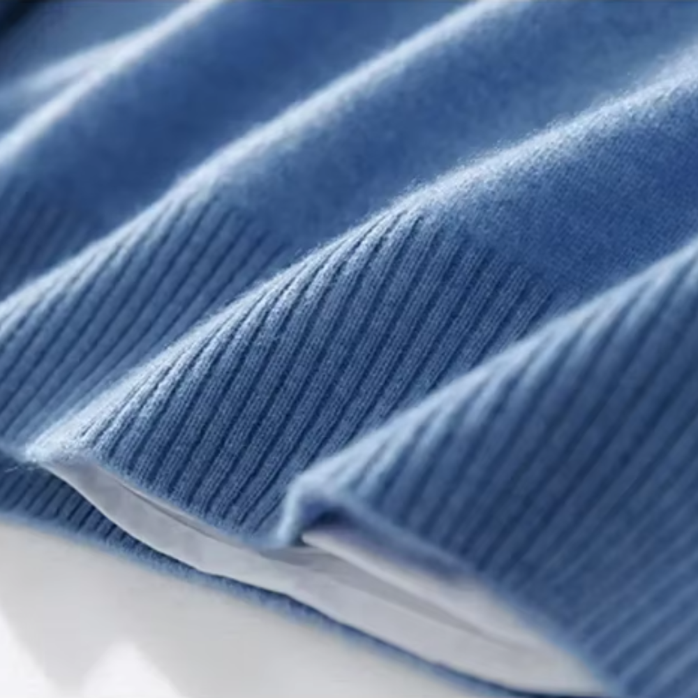 Elegant sweater med V-hals