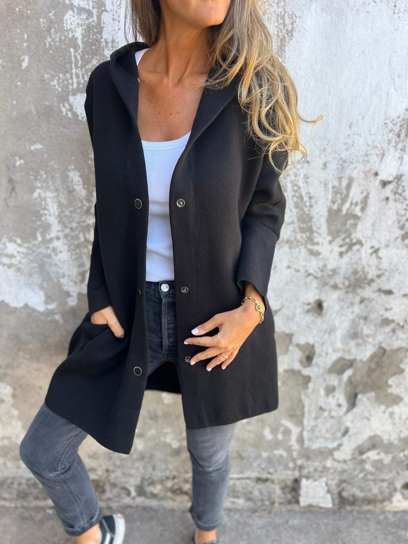 Adriana | Strikket Vest med Knapper