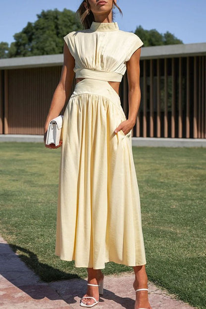 Quincy | Midi kjole med Cut-Out og Lommer