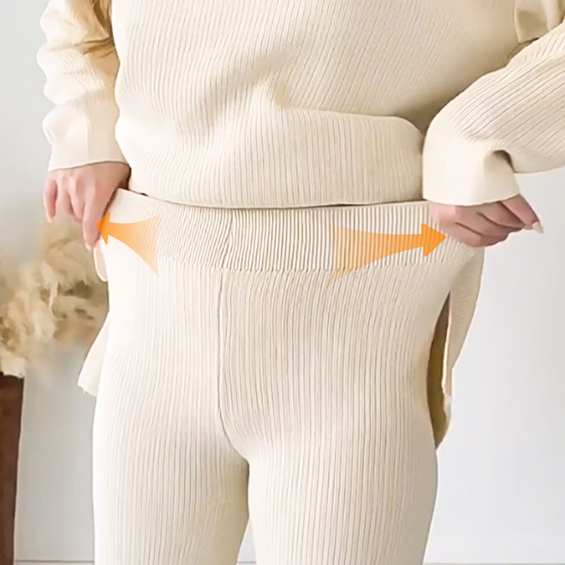 AMALIA™ | ELEGANT SÆT MED V-UDSKÆRING OG EN SIDE SPLIT